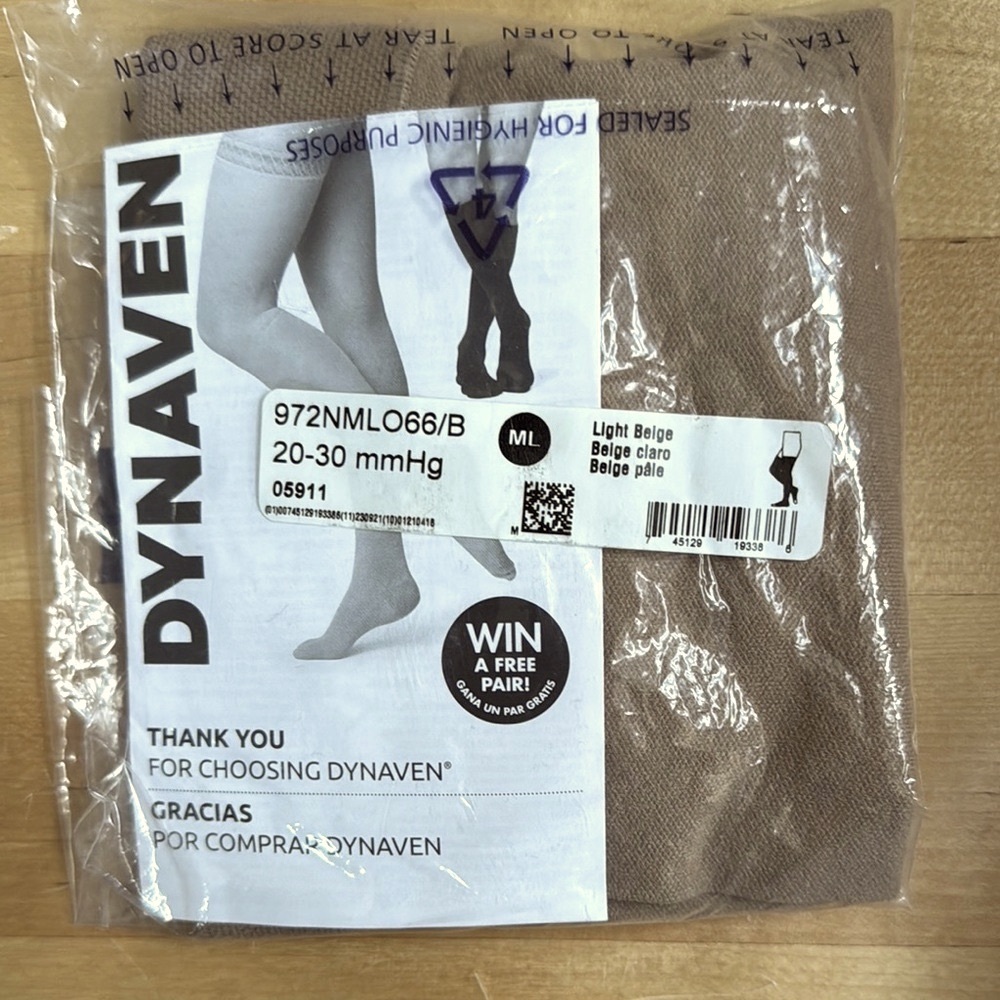 One Sigvaris Dynaven 972 20-30 Open Toe Knee High Compression Stocking M/L